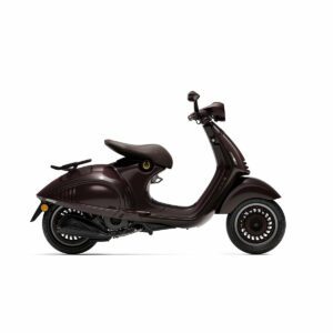 Vespa 946 Horse